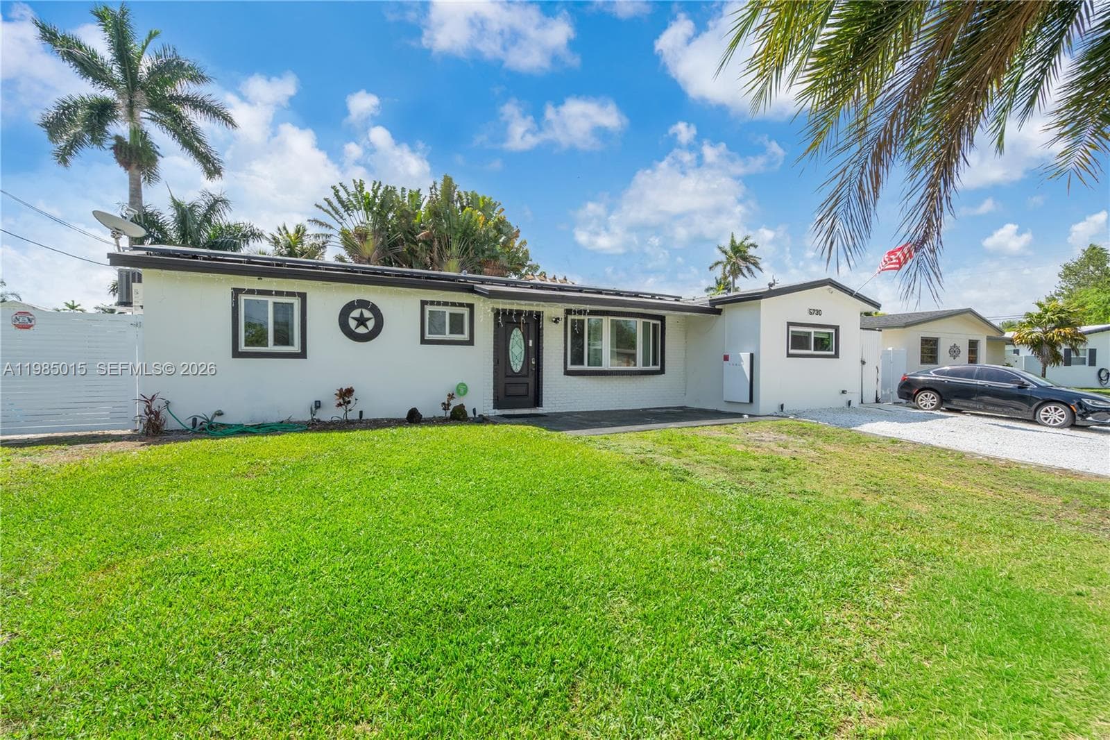 5730 SW 55th St, Davie FL 33314 - Davie, FL - Photo 1