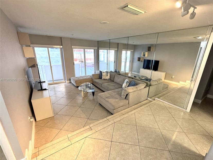 9195 Collins Ave, Surfside FL 33154