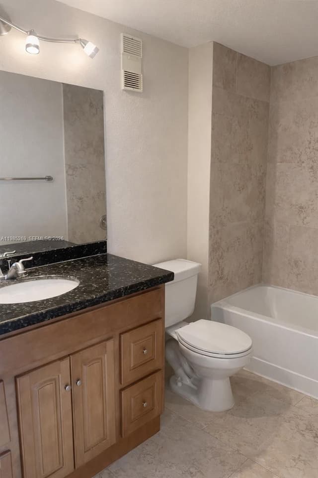 3410 N Pinewalk Dr N # 827, Margate FL 33063 - Margate, FL - Photo 7