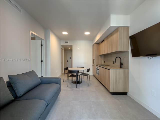 121 NE 5th St # 2211, Miami FL 33132 - Miami, FL - Photo 6