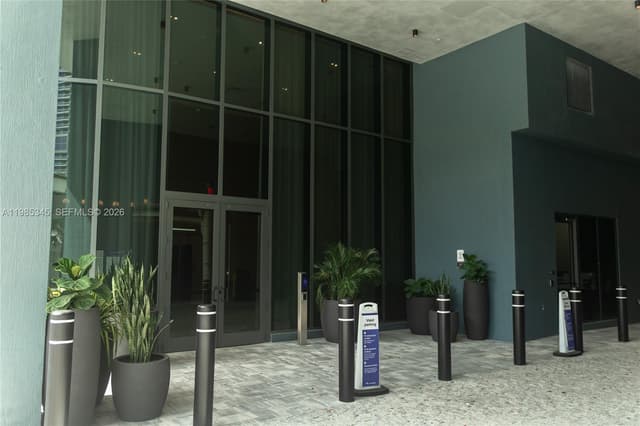 121 NE 5th St # 2211, Miami FL 33132 - Miami, FL - Photo 3