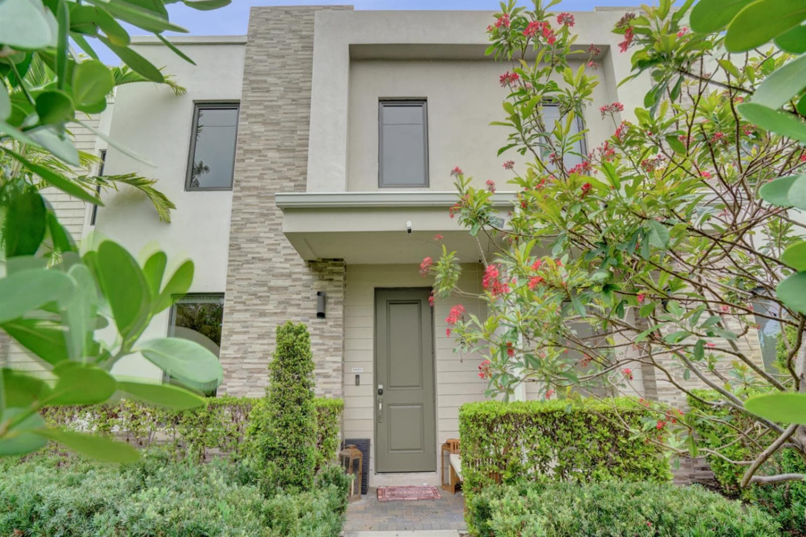 435 NW 17th Street, Fort Lauderdale FL 33311