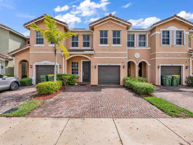 1437 SE 23rd Terrace, Homestead FL 33035 - Homestead, FL - Photo 2