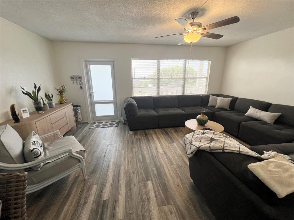 410 Grantham A # 410, Deerfield Beach FL 33442 - Deerfield Beach, FL - Photo 1