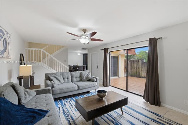752 NW 98th Way, Plantation FL 33324 - Plantation, FL - Photo 5