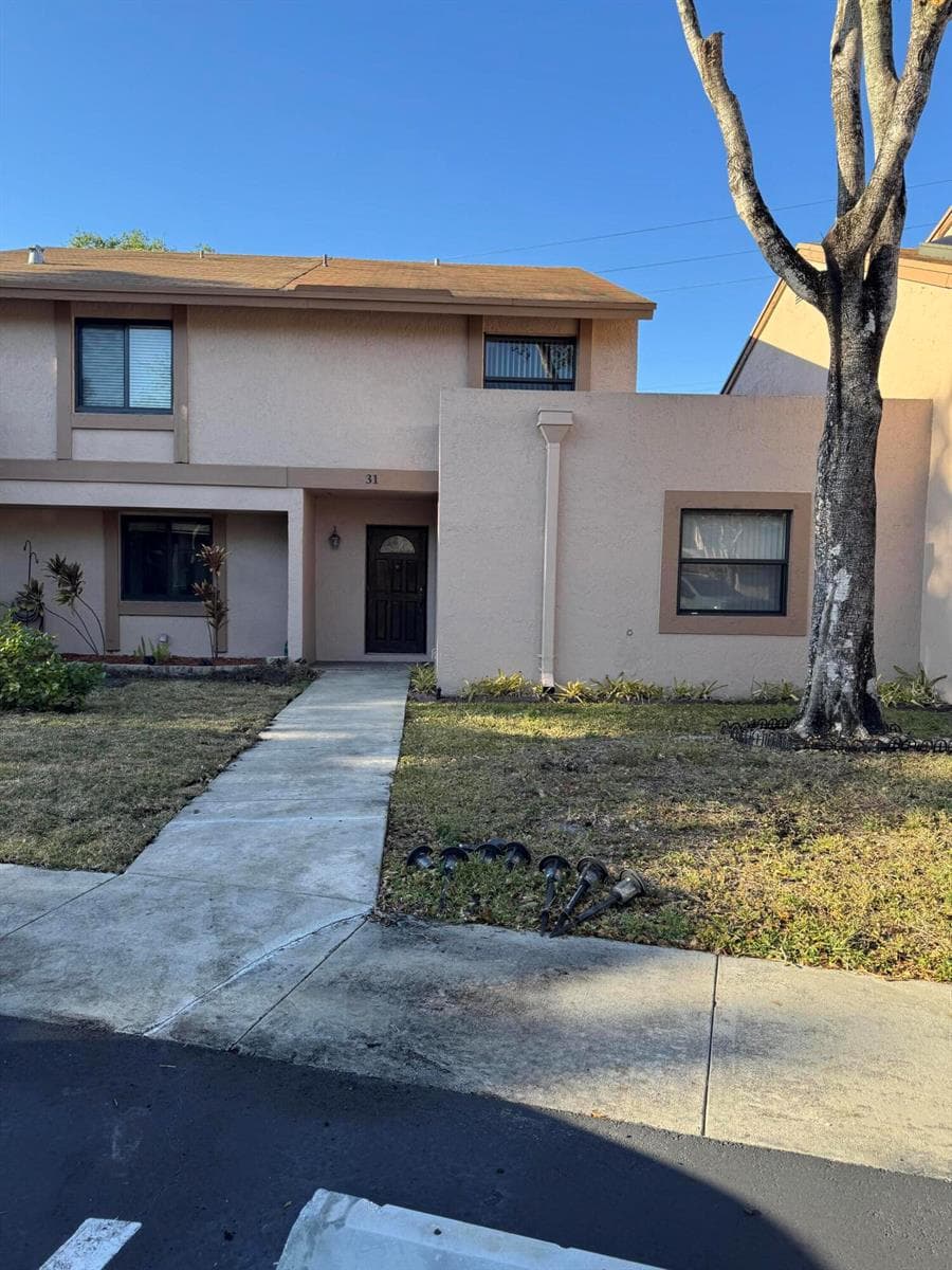 31 Chestnut Circle, Cooper City FL 33026