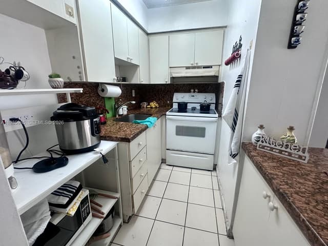 2385 NW 11th St # B16, Miami FL 33125 - Miami, FL - Photo 4