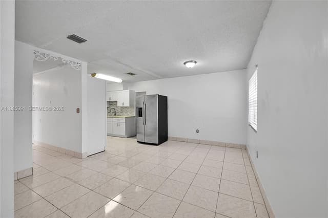 210 E 59th St, Hialeah FL 33013 - Hialeah, FL - Photo 3