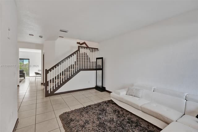 408 NE 212th Ter, Miami FL 33179 - Miami, FL - Photo 2
