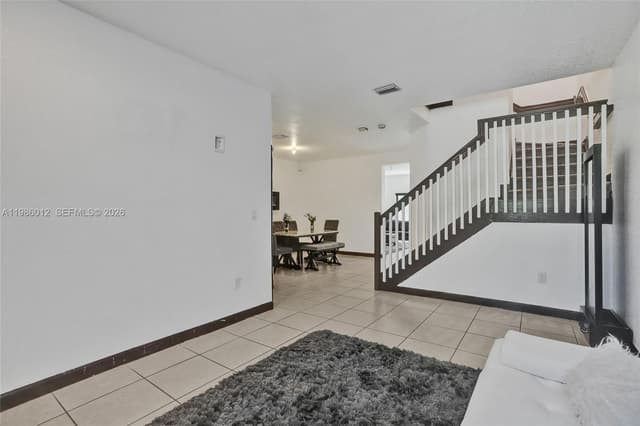 408 NE 212th Ter, Miami FL 33179 - Miami, FL - Photo 3