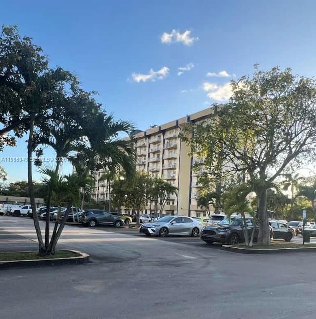 4550 NW 9th St # 114E, Miami FL 33126 - Miami, FL - Photo 7