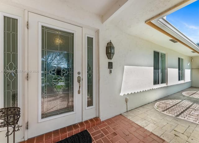 11101 NW 26th Dr, Coral Springs FL 33065 - Coral Springs, FL - Photo 5