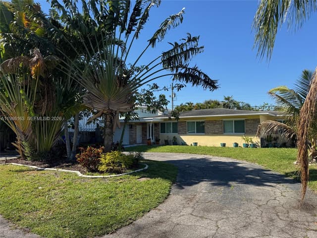 2355 SE 7th St, Pompano Beach FL 33062 - Pompano Beach, FL - Photo 3