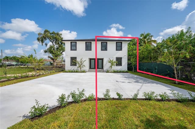 528 NW 13th St, Florida City FL 33034 - Florida City, FL - Photo 3