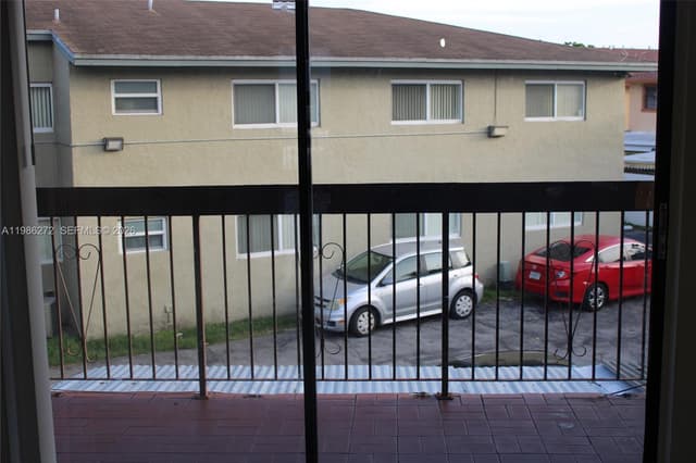2295 W 53rd Pl # 201, Hialeah FL 33016 - Hialeah, FL - Photo 3