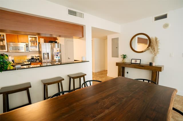 1800 N Bayshore Dr # 1412, Miami FL 33132 - Miami, FL - Photo 6