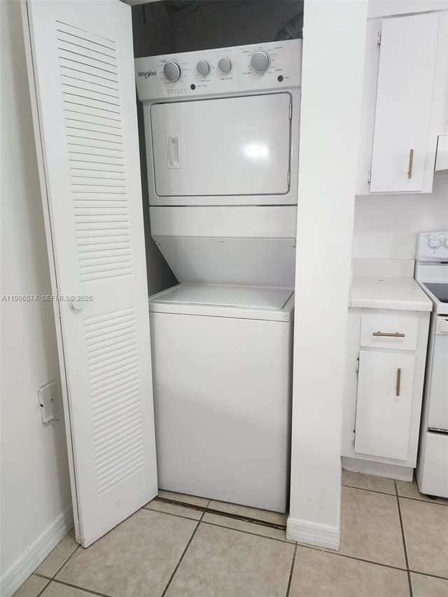 6195 NW 186th St # 309, Hialeah FL 33015 - Hialeah, FL - Photo 6