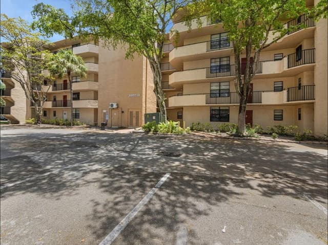 3550 Blue Lake Drive # 404, Pompano Beach FL 33064 - Pompano Beach, FL - Photo 2