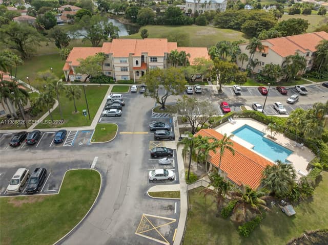 3400 N Pinewalk Dr N # 923, Margate FL 33063 - Margate, FL - Photo 5
