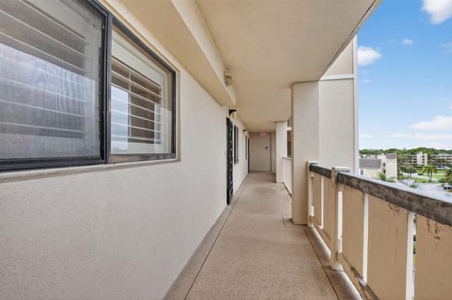 6866 Huntington Lane # 607, Delray Beach FL 33446 - Delray Beach, FL - Photo 2