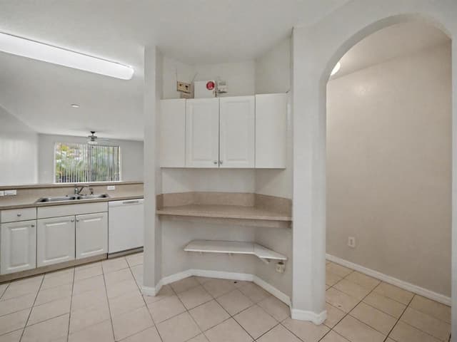 3425 Sonoma Drive, Riviera Beach FL 33404 - Riviera Beach, FL - Photo 5