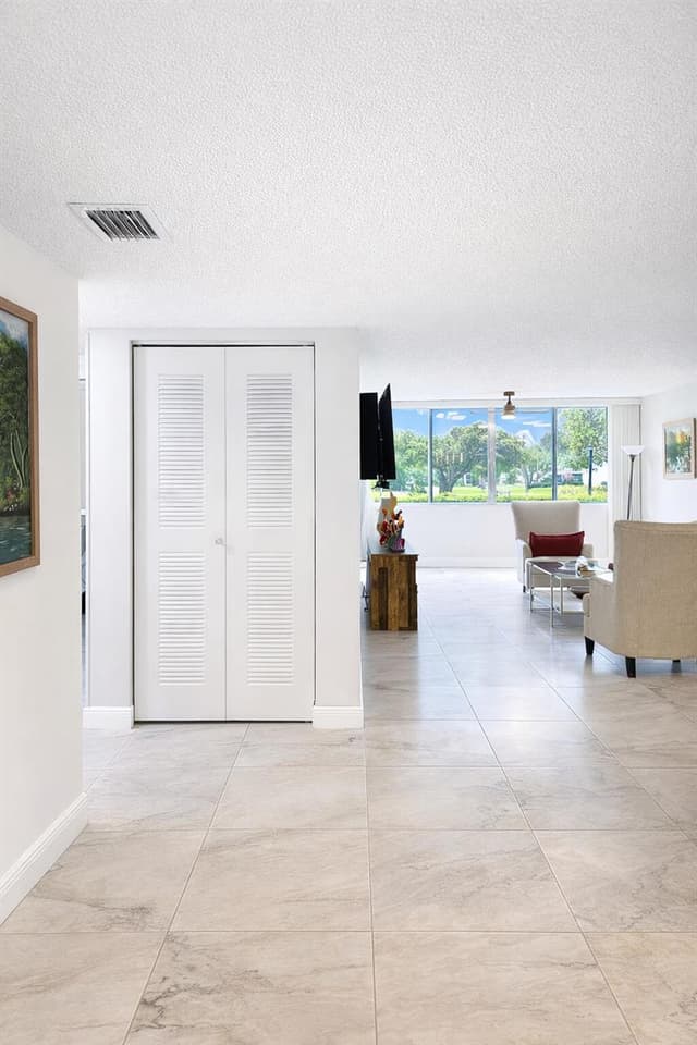 6698 N 10th Avenue N # 116, Lake Worth FL 33467 - Lake Worth, FL - Photo 5
