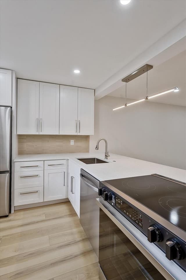 5220 Las Verdes Circle # 321, Delray Beach FL 33484 - Delray Beach, FL - Photo 4