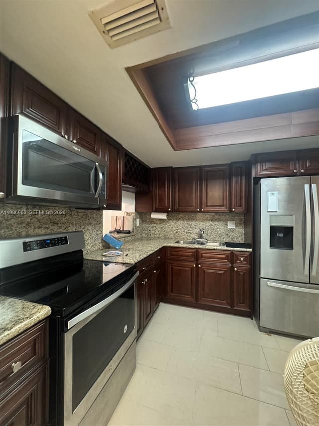 1481 NE Miami Gardens Dr # 162, Miami FL 33179 - Miami, FL - Photo 7