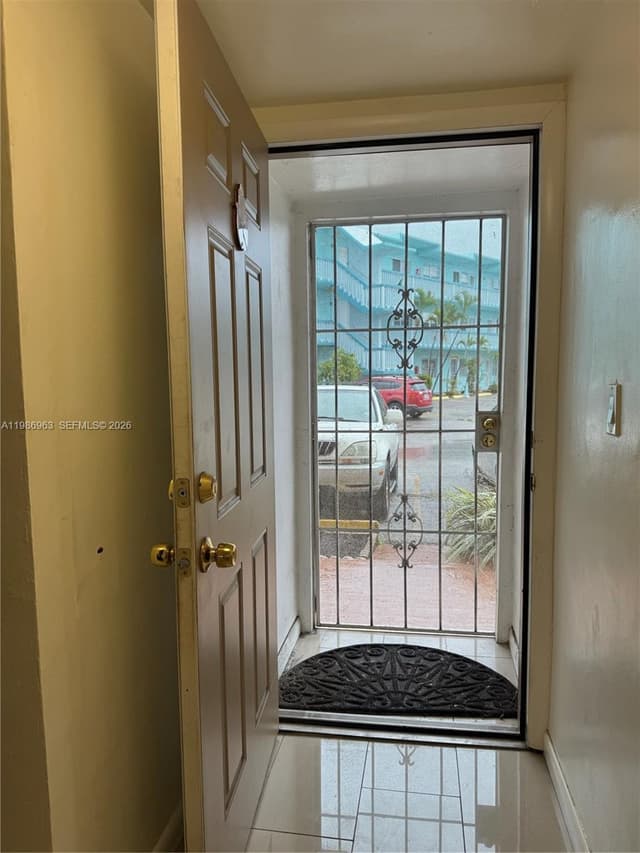 1481 NE Miami Gardens Dr # 162, Miami FL 33179 - Miami, FL - Photo 5