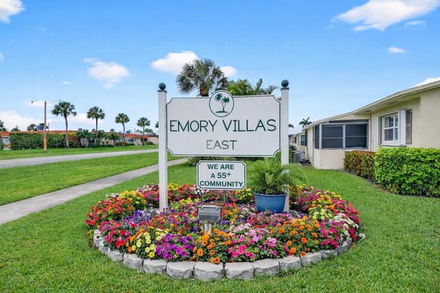 2758 Emory Drive E # B, West Palm Beach FL 33415 - West Palm Beach, FL - Photo 2