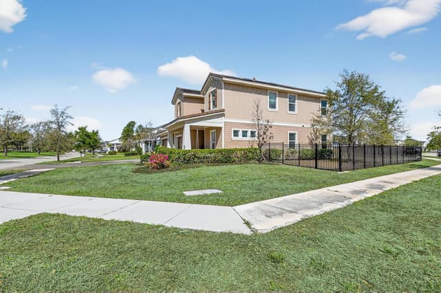 19535 Split Rail Run, Loxahatchee FL 33470 - Loxahatchee, FL - Photo 4