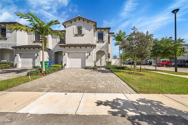 20357 NW 4th Path, Miami Gardens FL 33169 - Miami Gardens, FL - Photo 2