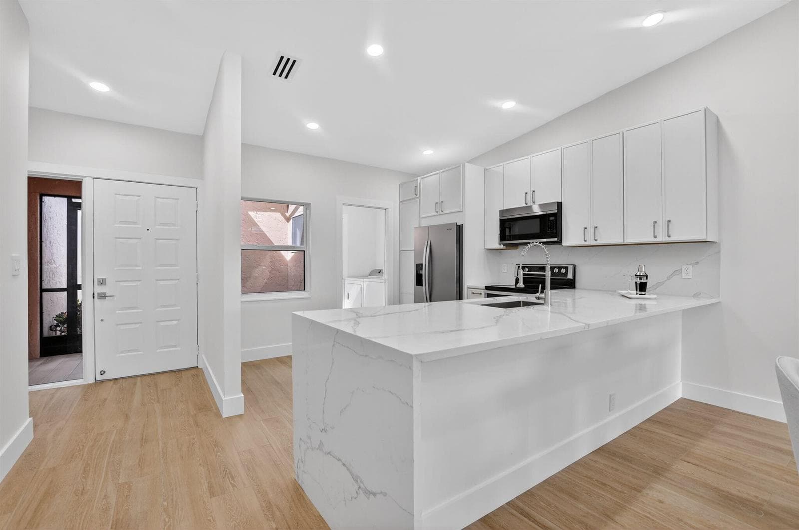 8188 Summerbreeze Lane, Boca Raton FL 33496