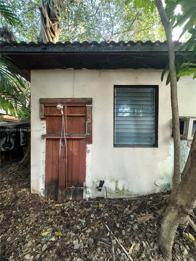 1325 Normandy Dr, Miami Beach FL 33141 - Miami Beach, FL - Photo 3