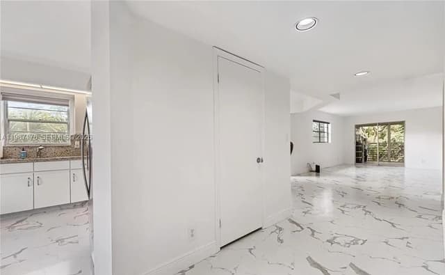 1501 Cayman Way # A4, Coconut Creek FL 33066 - Coconut Creek, FL - Photo 2