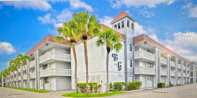 400 SE 10th Street # 308, Deerfield Beach FL 33441 - Deerfield Beach, FL - Photo 2