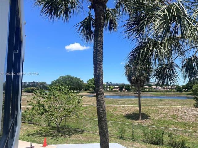 7021 Environ Boulevard # 317, Lauderhill FL 33319 - Lauderhill, FL - Photo 2