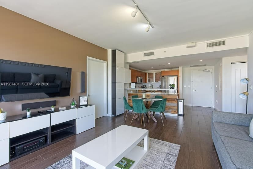 3250 NE 1st Ave # 1006, Miami FL 33137