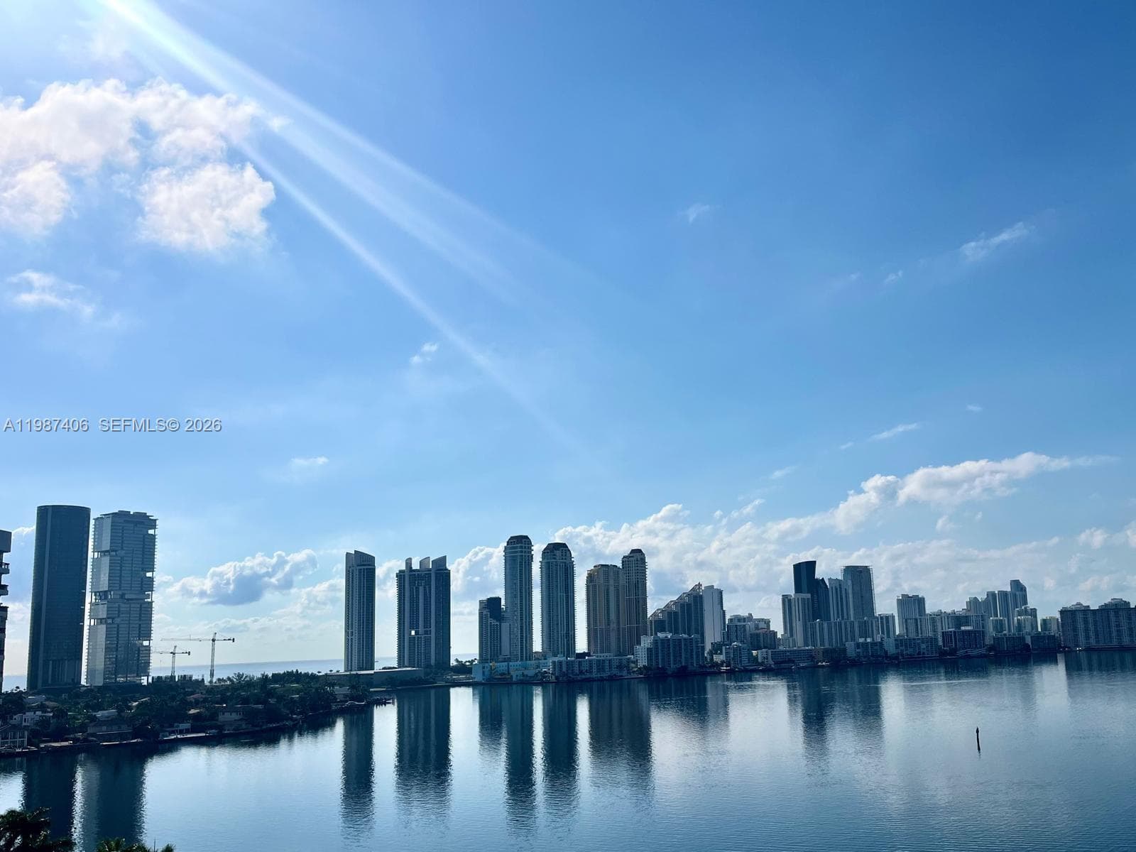 3530 Mystic Pointe Dr # 1412, Aventura FL 33180