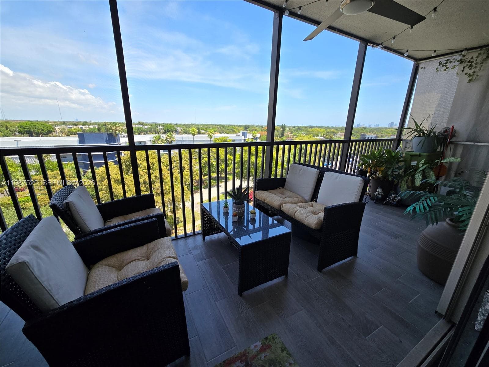 900 NE 195th St # 709, Miami FL 33179 - Miami, FL - Photo 1