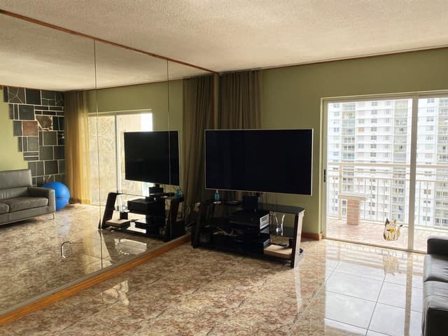 400 Kings Point Drive # 1423, Sunny Isles Beach FL 33160 - Sunny Isles Beach, FL - Photo 2
