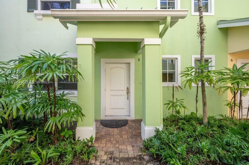 630 SE 15th St # 5, Fort Lauderdale FL 33316