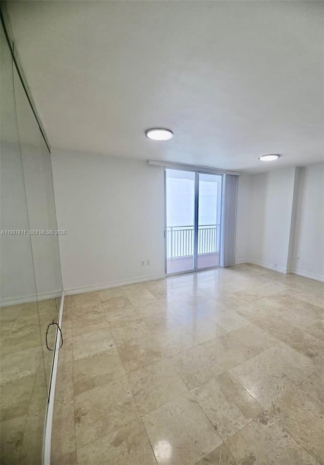 185 SE 14th Ter # 2701, Miami FL 33131 - Miami, FL - Photo 5