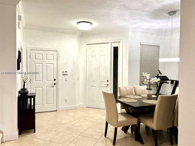 5065 Dulce Ct, Palm Beach Gardens FL 33418 - Palm Beach Gardens, FL - Photo 2