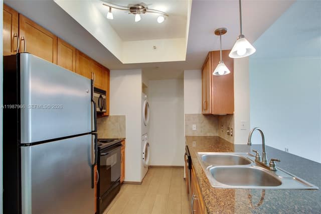 2000 N Bayshore Dr # 506, Miami FL 33137 - Miami, FL - Photo 5