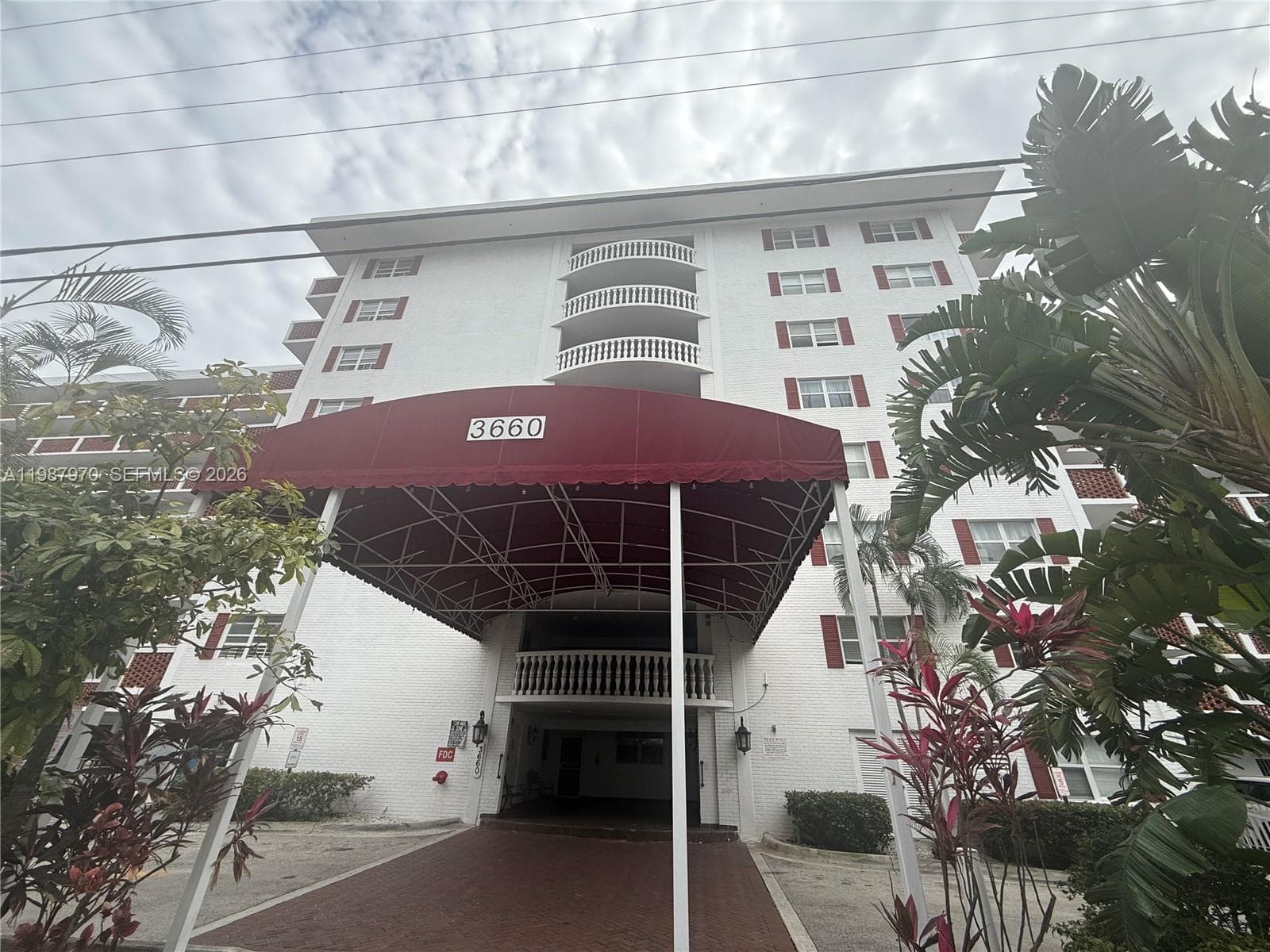 3660 NE 166th St # 415, North Miami Beach FL 33160 - North Miami Beach, FL - Photo 1