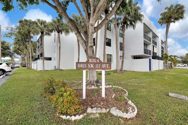 10825 SW 112 AV # 215, Miami FL 33176 - Miami, FL - Photo 2