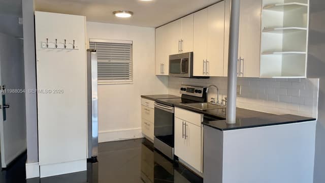 3944 NE 167th St # 106, North Miami Beach FL 33160 - North Miami Beach, FL - Photo 5