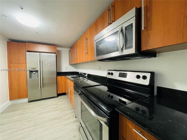 3001 S Ocean Dr # 101, Hollywood FL 33019 - Hollywood, FL - Photo 6
