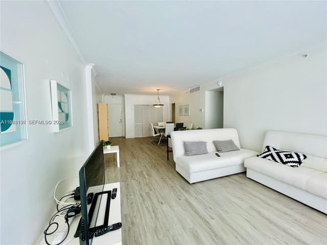 3001 S Ocean Dr # 101, Hollywood FL 33019 - Hollywood, FL - Photo 4